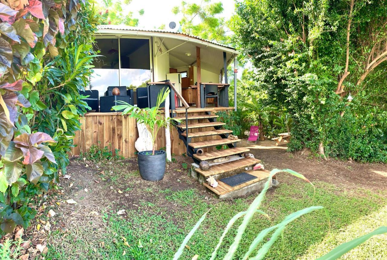 Lodge Colibris Piscine Privee Vue Panoramique Mer Et Montagne Pelee , 500 M Plage Dans Un Parc , Calme Assure Ideal Pour Decouvrir Le Nord Caraibes ลาการ์เบต์ ภายนอก รูปภาพ