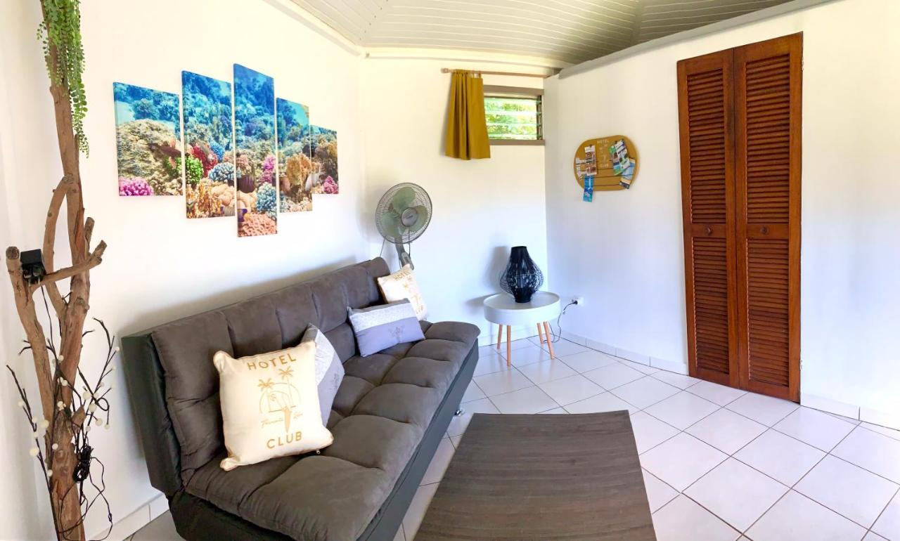 Lodge Colibris Piscine Privee Vue Panoramique Mer Et Montagne Pelee , 500 M Plage Dans Un Parc , Calme Assure Ideal Pour Decouvrir Le Nord Caraibes ลาการ์เบต์ ภายนอก รูปภาพ