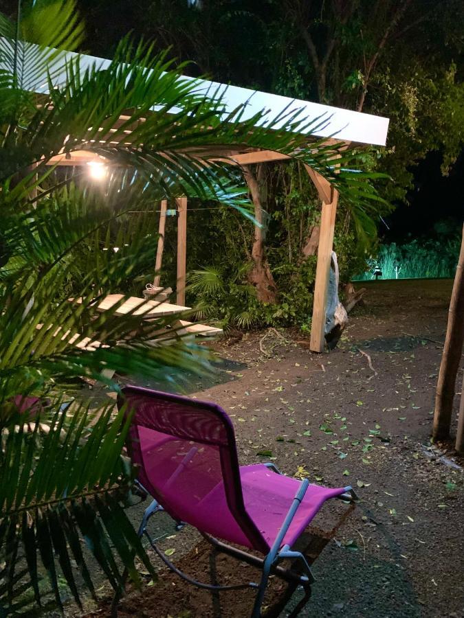 Lodge Colibris Piscine Privee Vue Panoramique Mer Et Montagne Pelee , 500 M Plage Dans Un Parc , Calme Assure Ideal Pour Decouvrir Le Nord Caraibes ลาการ์เบต์ ภายนอก รูปภาพ